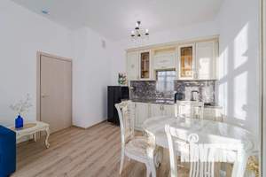 2-к квартира, посуточно, 52м2, 19/23 этаж