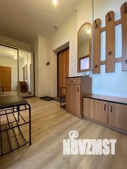 1-к квартира, посуточно, 42м2, 21/21 этаж