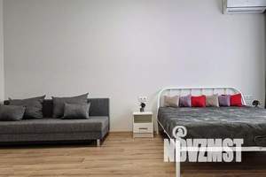 1-к квартира, посуточно, 32м2, 12/23 этаж