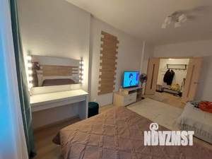 1-к квартира, посуточно, 37м2, 8/10 этаж