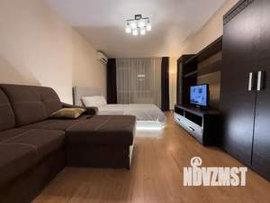 1-к квартира, посуточно, 45м2, 11/18 этаж