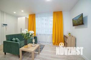 1-к квартира, посуточно, 40м2, 17/26 этаж