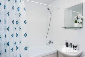 2-к квартира, посуточно, 65м2, 1/1 этаж