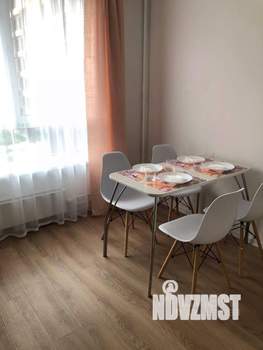 2-к квартира, посуточно, 57м2, 1/1 этаж