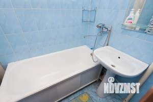1-к квартира, посуточно, 33м2, 2/9 этаж