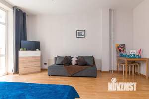 Студия квартира, посуточно, 40м2, 2/9 этаж