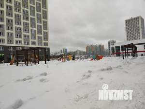 Студия квартира, посуточно, 35м2, 19/24 этаж