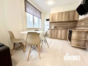 1-к квартира, посуточно, 42м2, 1/25 этаж