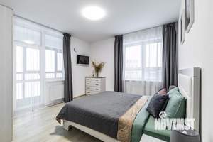 2-к квартира, посуточно, 77м2, 1/1 этаж