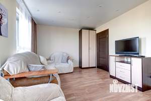 2-к квартира, посуточно, 57м2, 1/1 этаж