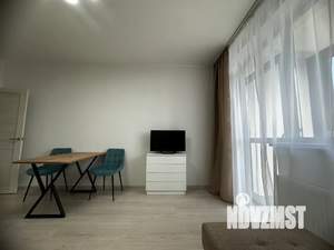 Студия квартира, посуточно, 27м2, 12/25 этаж