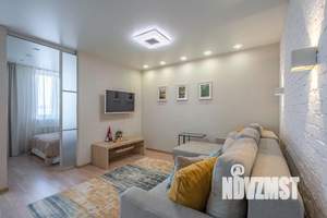 1-к квартира, посуточно, 42м2, 1/1 этаж