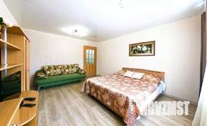 1-к квартира, посуточно, 49м2, 1/1 этаж