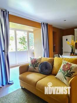 Студия квартира, посуточно, 44м2, 3/9 этаж