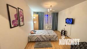 1-к квартира, посуточно, 37м2, 2/10 этаж