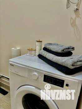 Студия квартира, посуточно, 28м2, 18/25 этаж