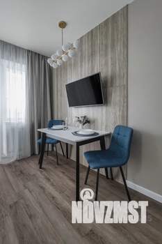 1-к квартира, посуточно, 37м2, 7/25 этаж