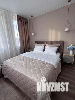 1-к квартира, посуточно, 39м2, 3/32 этаж