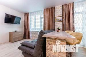 1-к квартира, посуточно, 40м2, 1/25 этаж