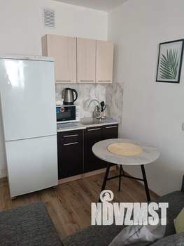 Студия квартира, посуточно, 28м2, 8/13 этаж