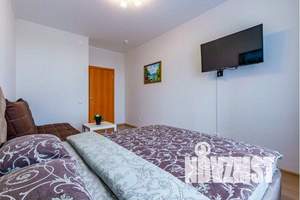 3-к квартира, посуточно, 65м2, 1/25 этаж