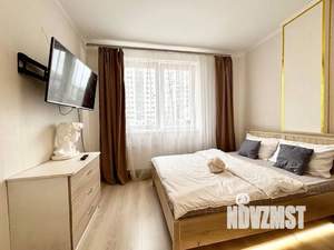 Студия квартира, посуточно, 32м2, 2/25 этаж