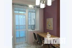 1-к квартира, посуточно, 40м2, 12/18 этаж