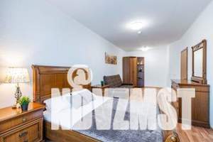 2-к квартира, посуточно, 45м2, 1/25 этаж