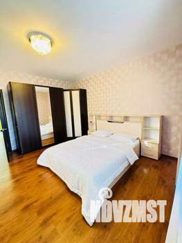 1-к квартира, посуточно, 60м2, 1/1 этаж