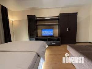 1-к квартира, посуточно, 44м2, 1/1 этаж