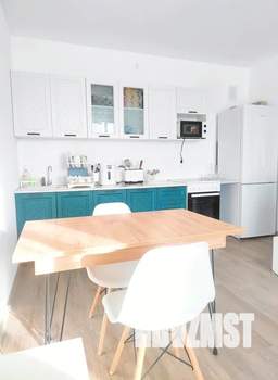 Студия квартира, посуточно, 37м2, 22/31 этаж