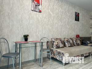 Студия квартира, посуточно, 32м2, 16/20 этаж