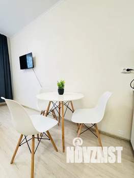 1-к квартира, посуточно, 35м2, 1/25 этаж