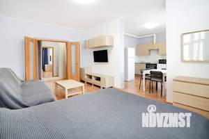 Студия квартира, посуточно, 48м2, 21/25 этаж