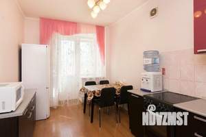 1-к квартира, посуточно, 38м2, 1/1 этаж