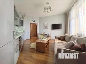 1-к квартира, посуточно, 53м2, 1/1 этаж