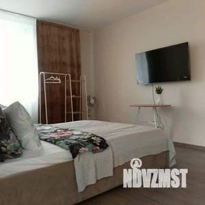 1-к квартира, посуточно, 37м2, 1/1 этаж