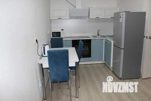 2-к квартира, посуточно, 37м2, 15/28 этаж