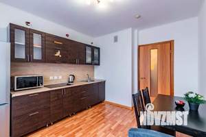 3-к квартира, посуточно, 60м2, 1/1 этаж