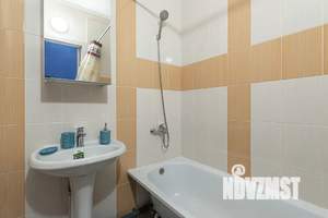 1-к квартира, посуточно, 37м2, 4/25 этаж