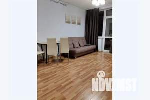 2-к квартира, посуточно, 37м2, 8/17 этаж
