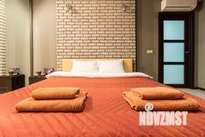 2-к квартира, посуточно, 69м2, 1/1 этаж