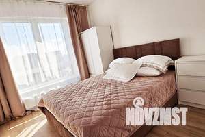 2-к квартира, посуточно, 45м2, 24/24 этаж
