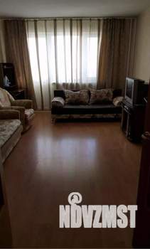 1-к квартира, посуточно, 47м2, 1/1 этаж