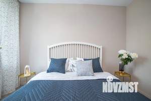 1-к квартира, посуточно, 42м2, 3/17 этаж