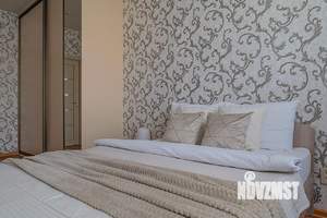 2-к квартира, посуточно, 72м2, 17/25 этаж