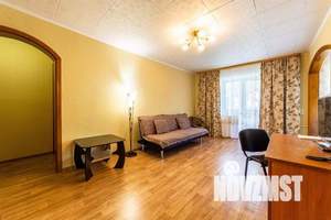 2-к квартира, посуточно, 56м2, 1/1 этаж