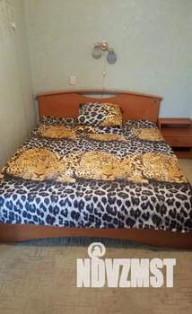 2-к квартира, посуточно, 47м2, 1/1 этаж