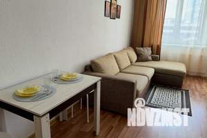 2-к квартира, посуточно, 47м2, 5/17 этаж