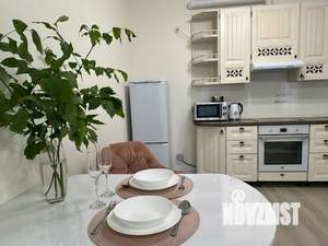 1-к квартира, посуточно, 42м2, 9/25 этаж